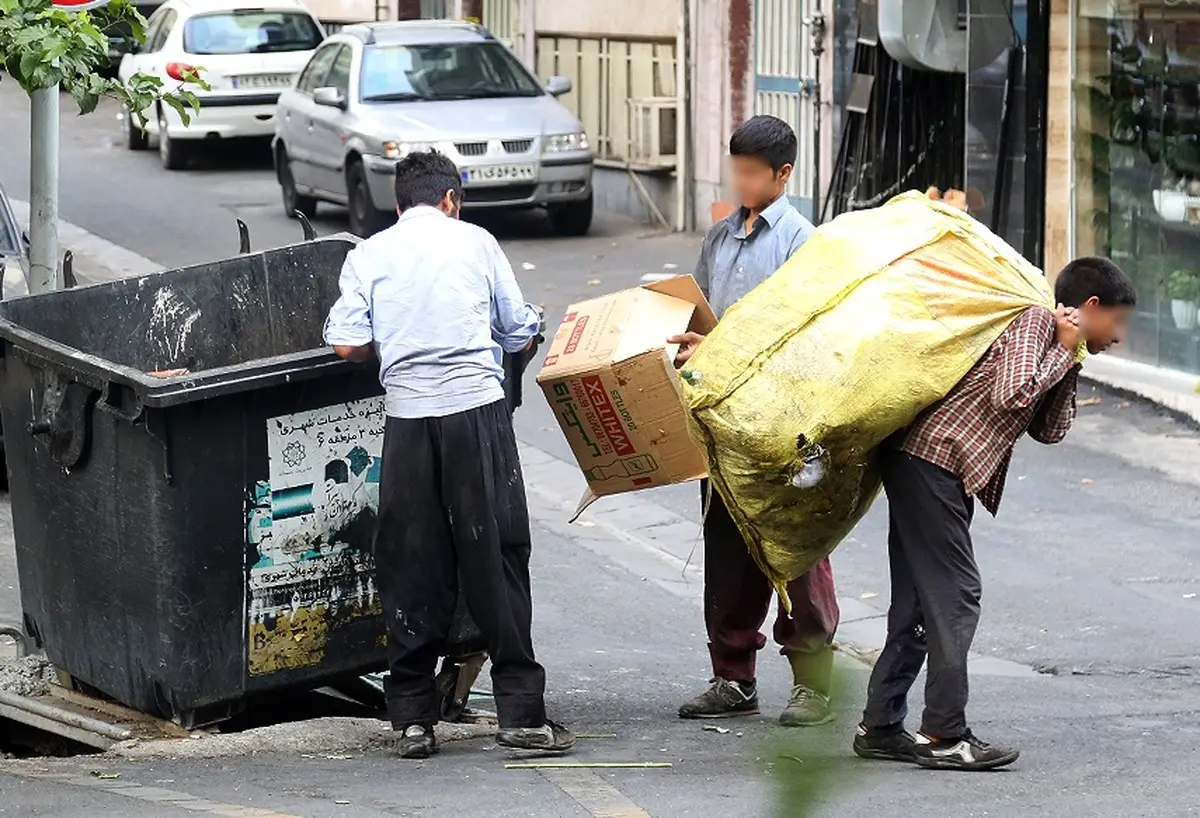 منطقه‌بندی تهران برای جمع‌آوری زباله توسط کودکان!/ارائه کارت به کودکان کار  برای زباله گردی