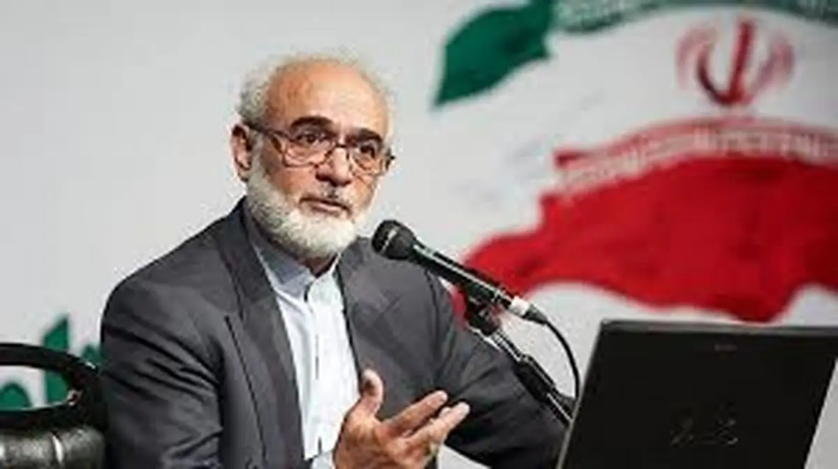 مجمع تشخیص، پیشنهاد پژوهشگران پولی و بانکی را می‌پذیرد/ کاهش واردات از نتایج مثبت تحریم است/ نظام پولی و بانکی باید اصلاح شود 