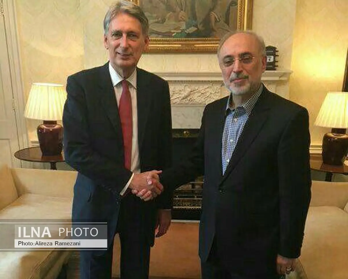 دیدار وزیر خزانه‌داری انگلیس با علی اکبر صالحی 