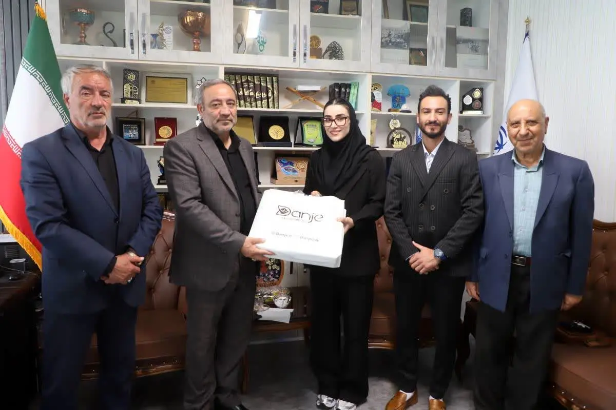 تجلیل از اراده و تلاش؛ تقدیر از زوج المپیک ناشنوای استان اردبیل در هفته بهزیستی
