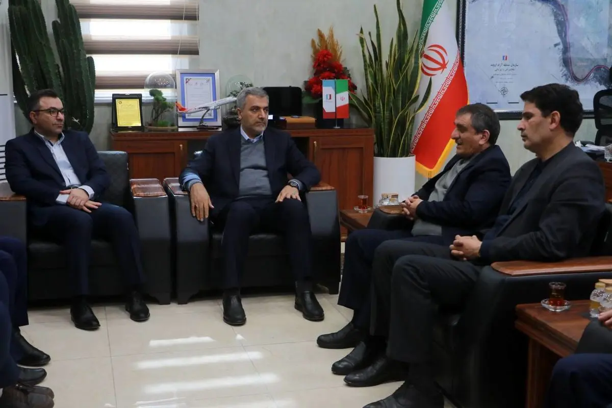 نشست بررسی و ساماندهی وضعیت شهری در منطقه آزاد اروند