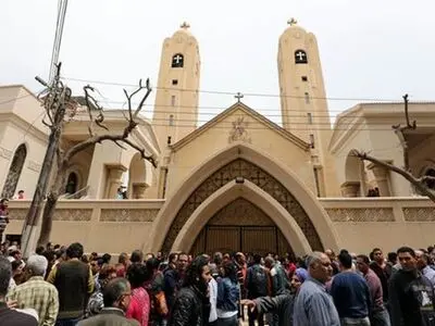ارجاع پرونده مظنونان عضویت در گروه‌های تروریستی به دادگاه نظامی مصر