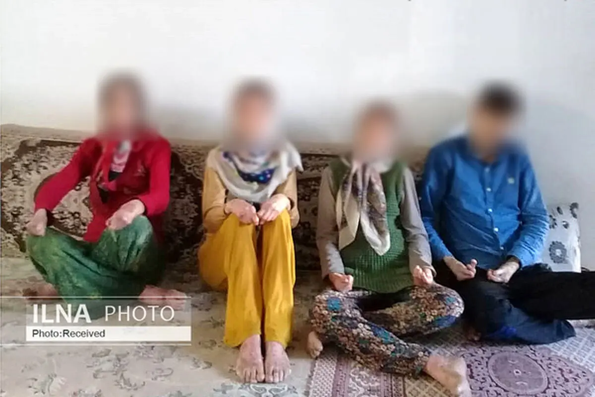 «۴ بیمارِ مبتلا به ای‌بی در یک خانواده» درد و رنج یکدیگر را به نظاره نشسته‌اند/ نبود پانسمان میپلکس مرگ فرزندم را رقم زد