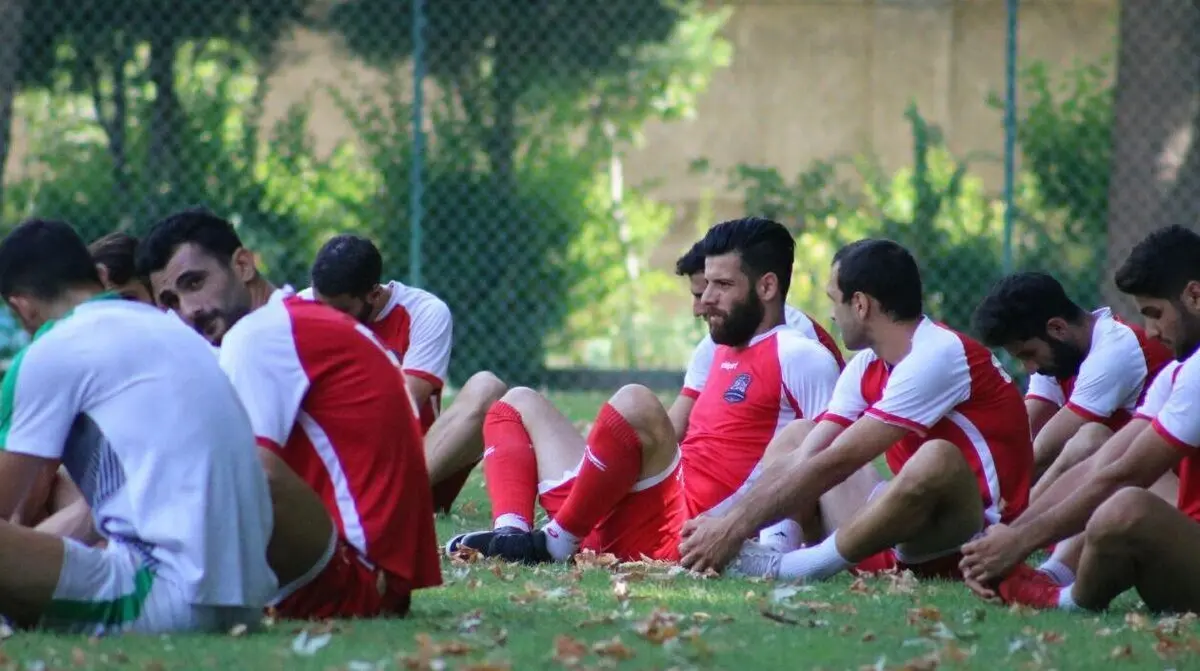 پایان حبس بازیکنان نساجی در کردان