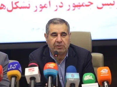 نشست فعالان اقتصادی هرمزگان با مشاور رئیس‌جمهور؛ مشکلات بخش خصوصی به گوش رئیس‌جمهور می‌رسد +فیلم