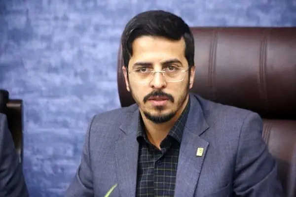 تولیدکنندگان و سرمایه گذاران در نمایشگاه فارس مذاکره می کنند