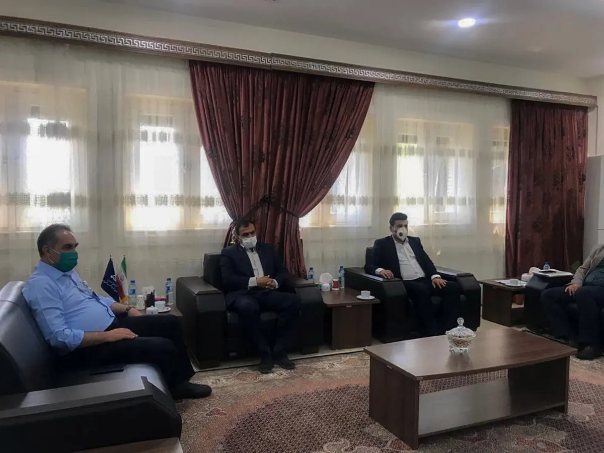 با وجود ابتلا به کرونا؛ رئیس هیات فوتبال جم در تمرینات پارس جنوبی شرکت کرد!(تصاویر)