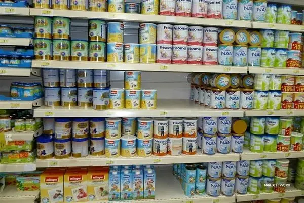 تمدید مدت بازپرداخت شیر خشک؛ توافق ۹۰ روزه میان داروخانه‌ها، توزیع‌کنندگان و تأمین‌کنندگان