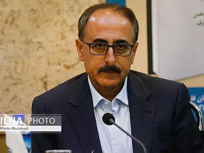 برای رسیدن به مدل مطلوب اقتصاد فرهنگی، نیازمند آزادی بیان هنرمندیم/ هنرمندان، دولت و جامعه گرفتار عینیت‌های انتزاعی هستند