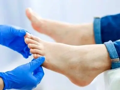 راهکارهایی ساده برای اصلاح انگشتان پا