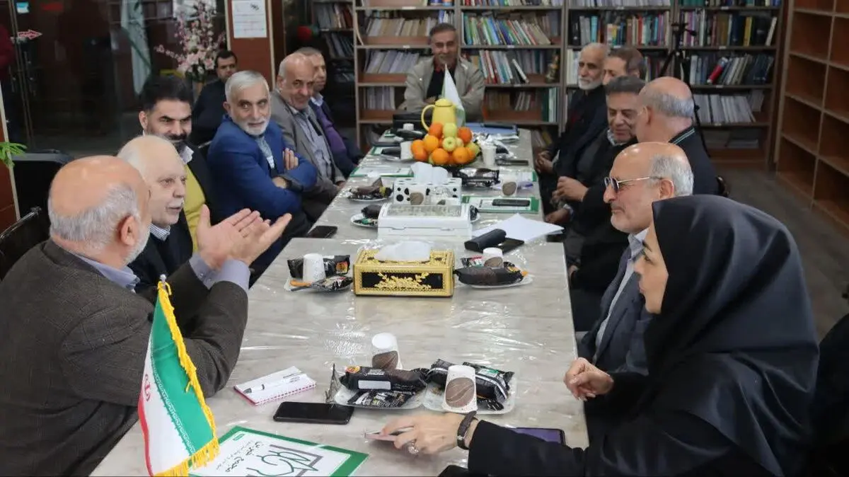 مدل حکمرانی شیراز باید مبتنی بر شناخت افکار و روحیات مردم باشد