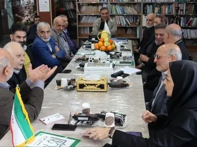 مدل حکمرانی شیراز باید مبتنی بر شناخت افکار و روحیات مردم باشد