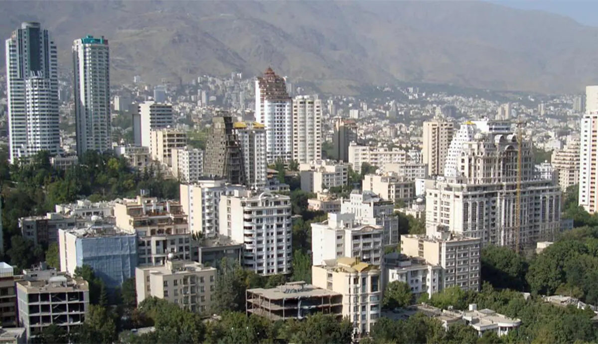 «یک خانواده» با معاملات صوری قیمت مسکن منطقه را بالا بردند/ قانون جدید مجلس برای اپلیکیشن‌های مسکن 