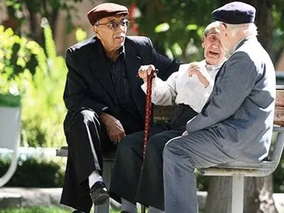 رشد موهوم ۱۳۴ درصدی مستمری با تسری به سالهای فوت شده/ راهکار محاسبه افزایش مستمری‌ها چگونه باید باشد؟