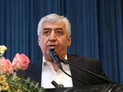 مأموران مالیات کشیک کارکنان تعدیل شده دفاتر مسافرتی را می‌کشند/ سندسازی علیه مدیران دفاتر مسافرتی برای دریافت مالیات اقدامی غیرقانونی است