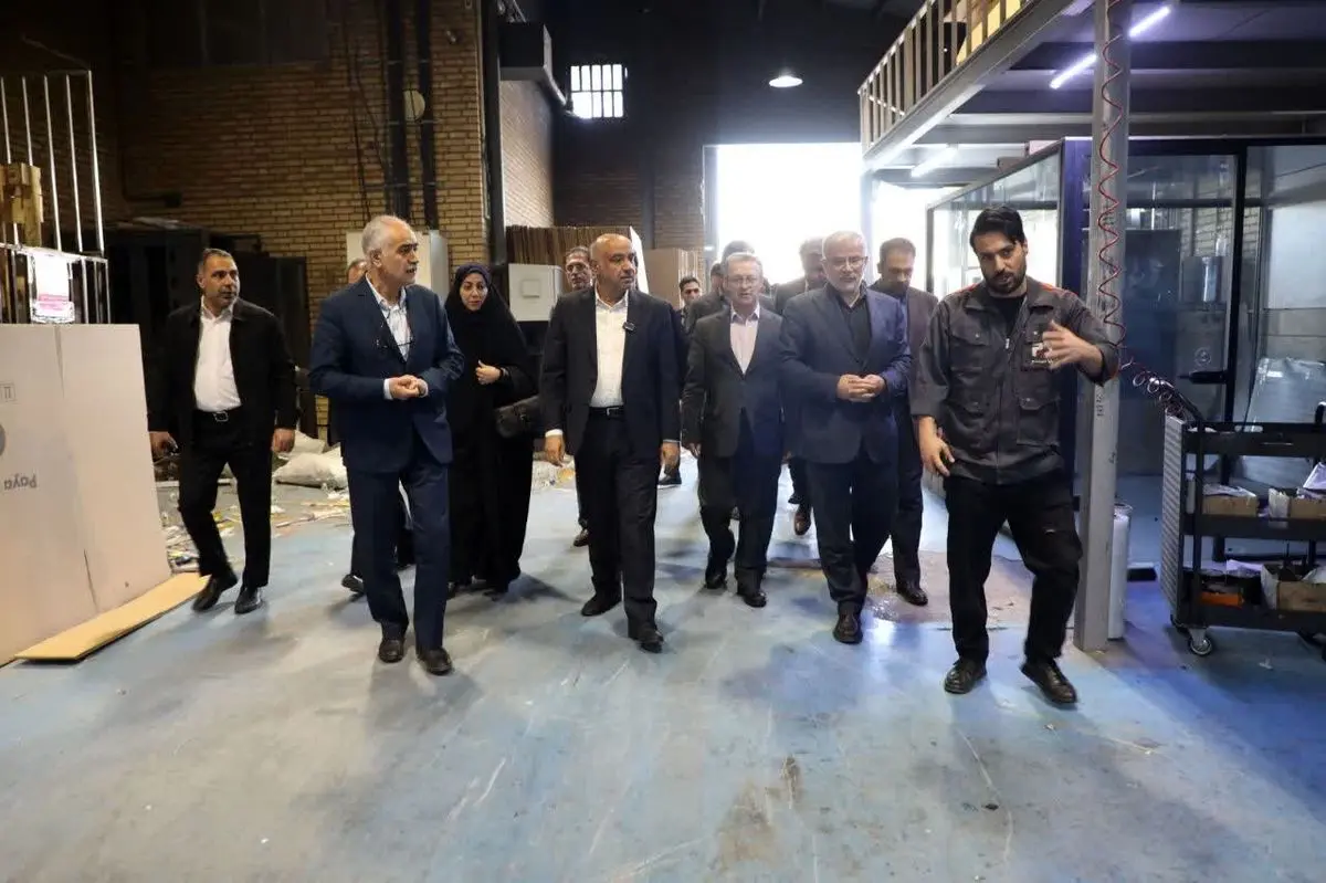 بازدید وزیر کار از واحدهای مشکل‌دار البرز/ روایت کارگرانی که میان تورم و قرارداد موقت گرفتارند+فیلم