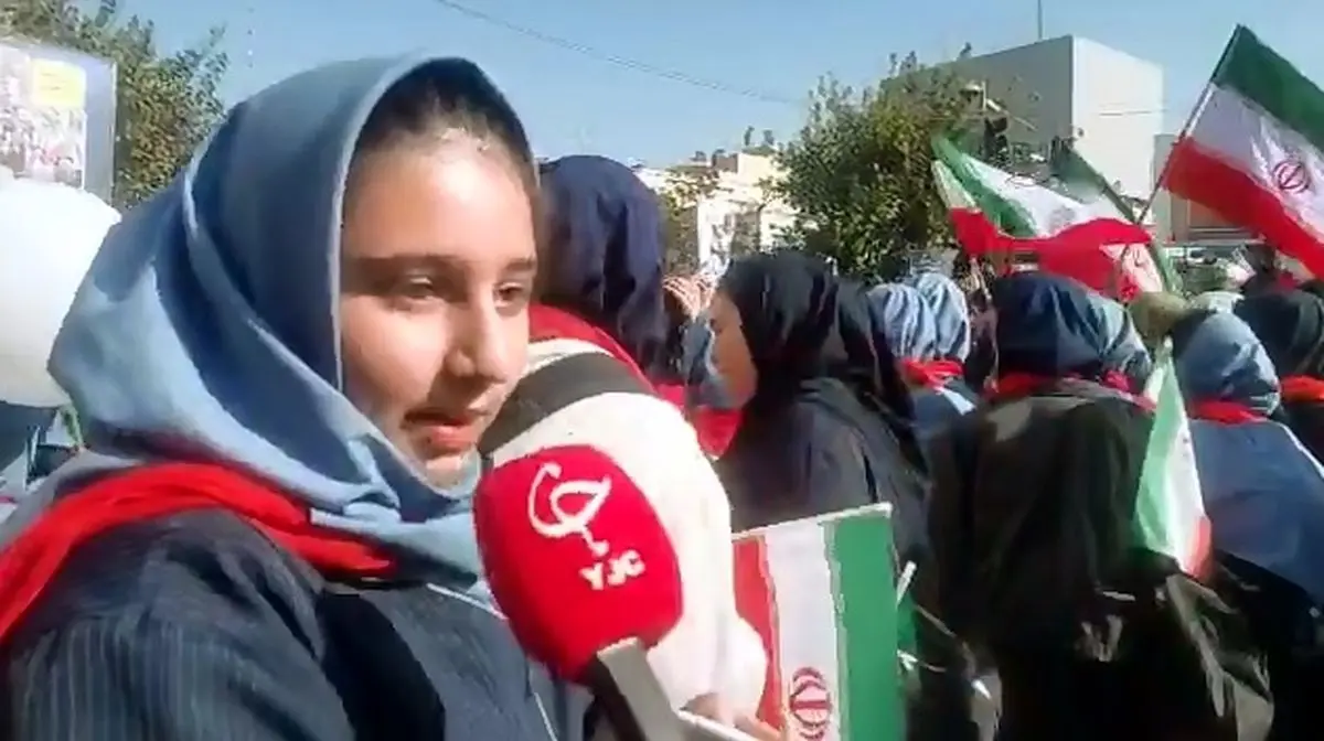 دانش آموز: مردم ایران زیر بار حرف زور نمی‌رود + فیلم