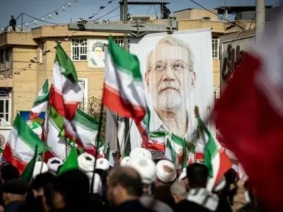 دعوت دبیرخانه شورای عالی انقلاب فرهنگی به حضور در اربعین دکتر علی لاریجانی