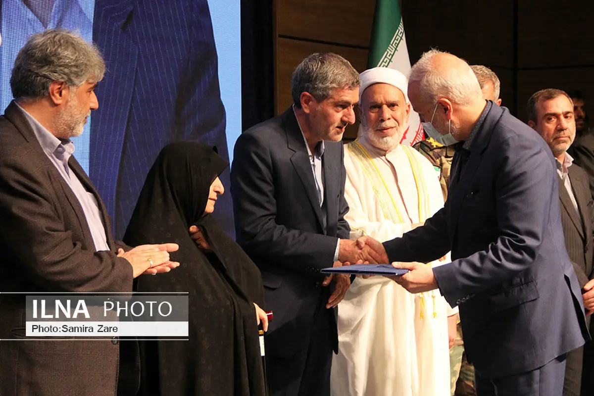  محمد حسن اسدی به عنوان شهردار  کلانشهر شیراز معرفی شد/ شهرداری شیراز ۸ هزار میلیارد تومان بدهی دارد