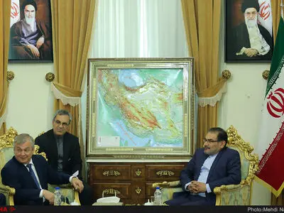 تصاویر دیدار الکساندر لاورنتیف با دبیر شورای عالی امنیت ملی