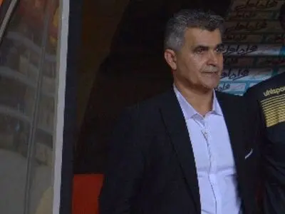 حاجی‌زاده: باشگاه فولاد به جادوگری اعتقاد ندارد/ به دنبال فوتبال پاک هستیم