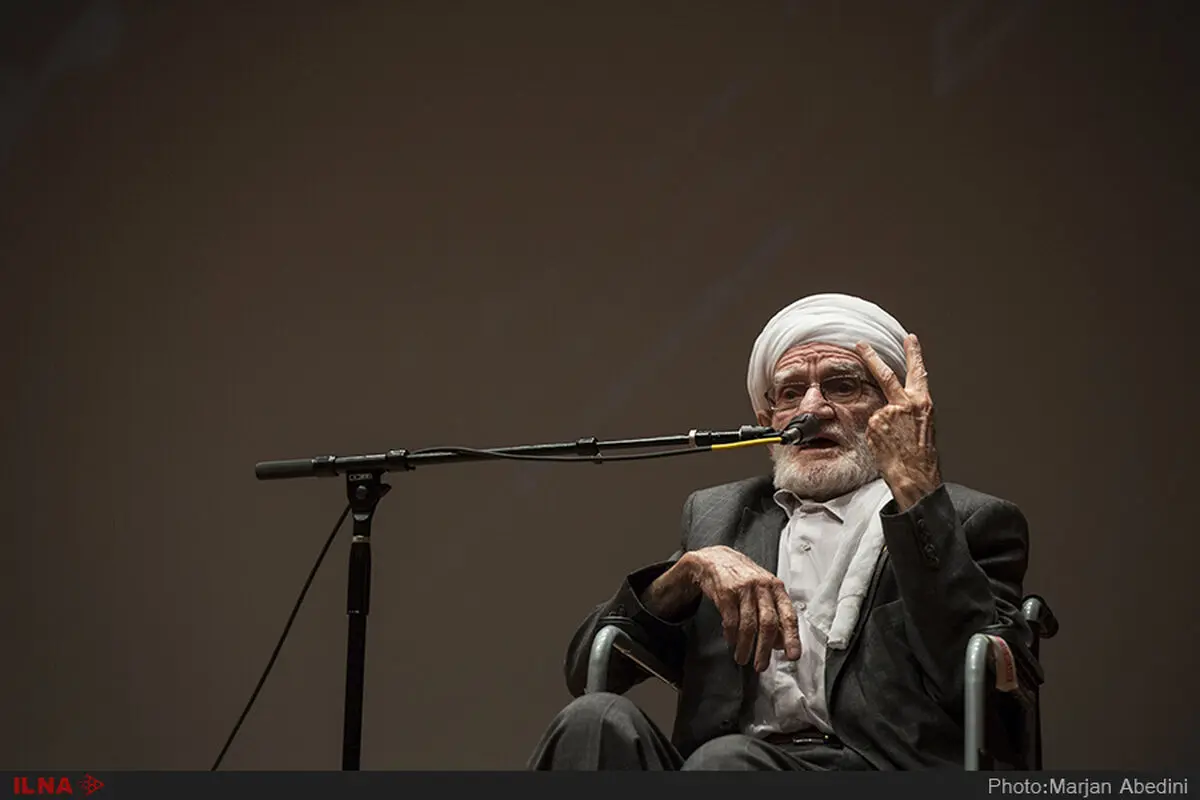 عثمان خوافی: این مردمند که حکومتیان را زنده نگه می‌دارند و اگر نباشند، آن‌ها هم نیستند+تصاویر اجرا