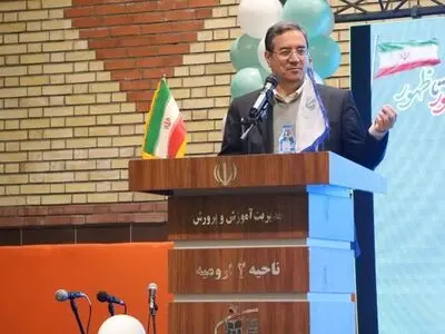 حل مشکلات در جامعه با همکاری تمام اقشار محقق می‌شود/ نیازمند تعالی فکری و علمی دانش‌آموزان هستیم