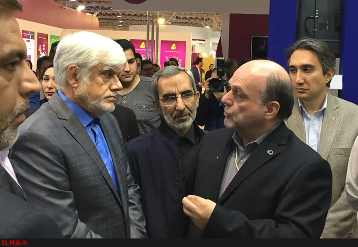 محمدرضا عارف از نمایشگاه تلکام بازدید کرد + تصاویر