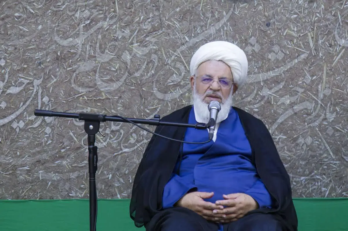 لزوم بازنگری برخی اشعار در هیئت های عزاداری/ سبک سنتی عزاداری حفظ شود