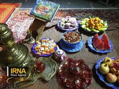 خوراکی‌های مفید برای شب یلدا کدامند؟/ از پرخوری پرهیز کنید