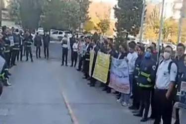 اعتراض نیروهای اورژانس تهران به حقوق پایین و شرایط سخت کار