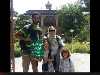 پایان راهپیمایی ۵۶ روزه خانواده مشهدی با ارسال نامه‌ای به رئیس‌جمهور/آقای دکتر روحانی لطفا حمایت کنید+متن نامه و عکس‌ها