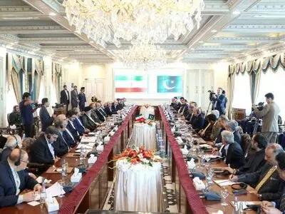 رئیسی: تقویت همکاری‌های ایران و پاکستان در حل مشکلات منطقه موثر است