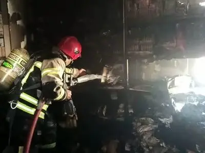 مهار حادثه آتش‌سوزی یک واحد نانوایی در کمربندی شمالی شهر اراک
