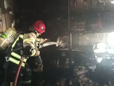 مهار حادثه آتش‌سوزی یک واحد نانوایی در کمربندی شمالی شهر اراک