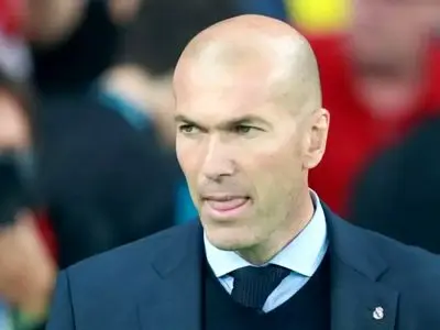 زیدان آماده نشستن روی نیمکت تیم ملی فرانسه