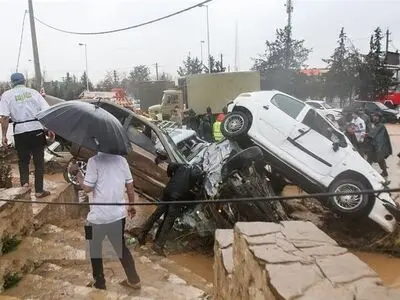 در ششمین سالگرد سیل دروازه قرآن شیراز؛ خسارت دیدگان ۵۵ خودرو همچنان به‌دنبال غرامت/ شهرداری شرایط را برای خسارت دیدگان دشوار کرده است