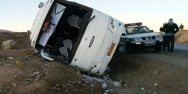 یک کشته و ۲۷ مصدوم  بر اثر واژگونی اتوبوس در خرم‌آباد