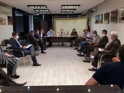 نگذاریم دشمن افزایش قیمت‌ها را موفقیت خود در تحریم‌ها بداند/ مردم استفاده از ماسک را جدی بگیرند
