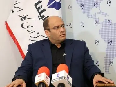 بازار خودرو در انحصار دولتی‌ها؛ دلال‌ها میلیاردی به جیب می‌زنند