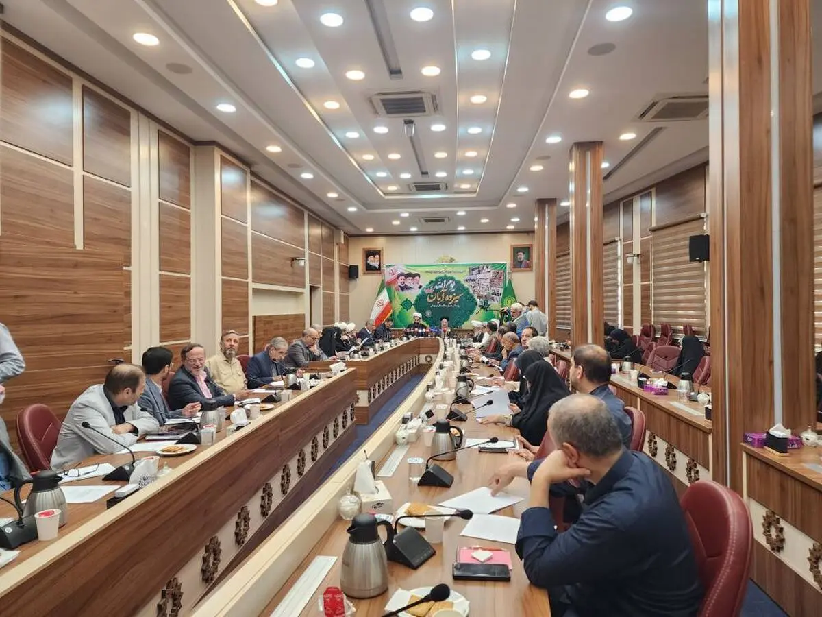 ۱۳ آبان امسال باید پرشورتر از همیشه برگزار شود