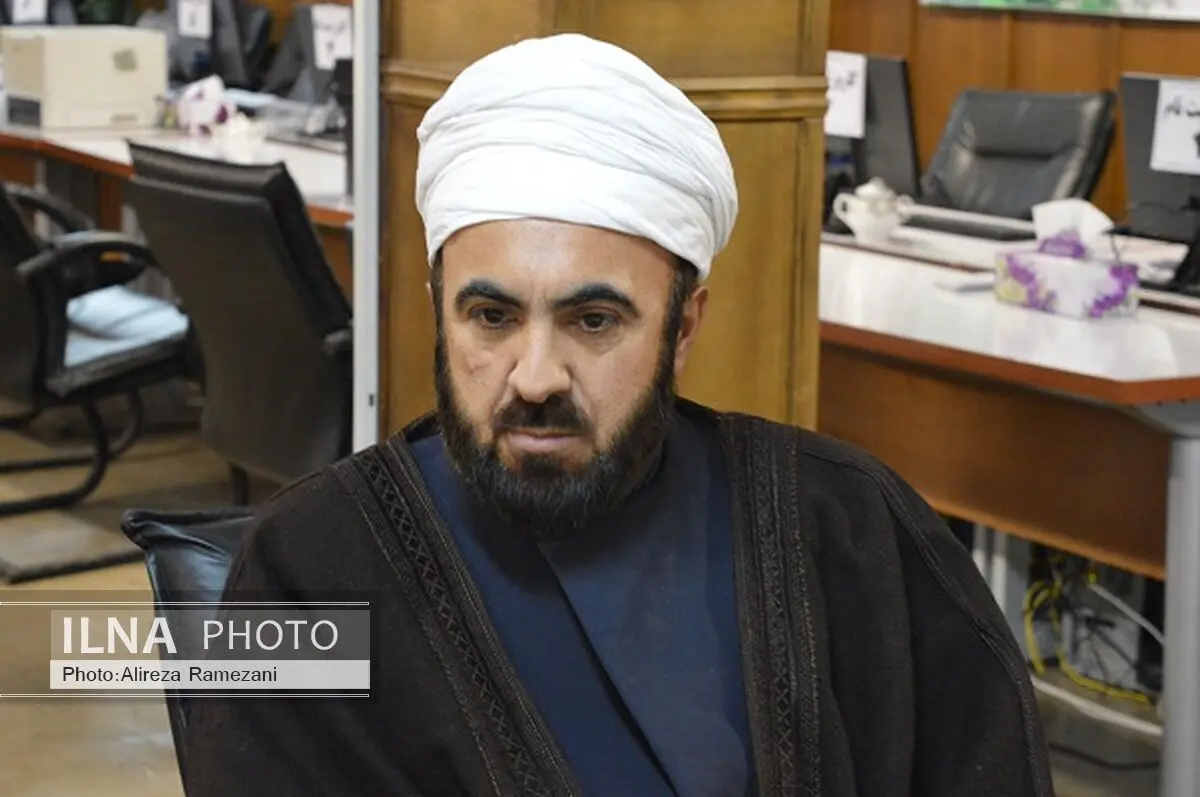 ابوبکر سلیمانی برای مجلس خبرگان از آذربایجان غربی ثبت نام کرد