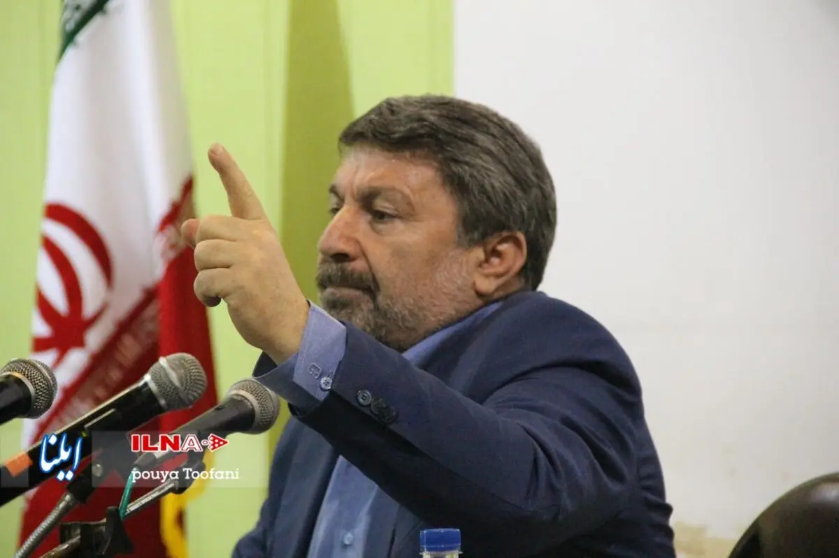 نمی‌شود همه گسل‌های اجتماعی، فرهنگی، مذهبی و اقتصادی را فعال نگه‌داریم و از یکپارچگی صحبت کنیم