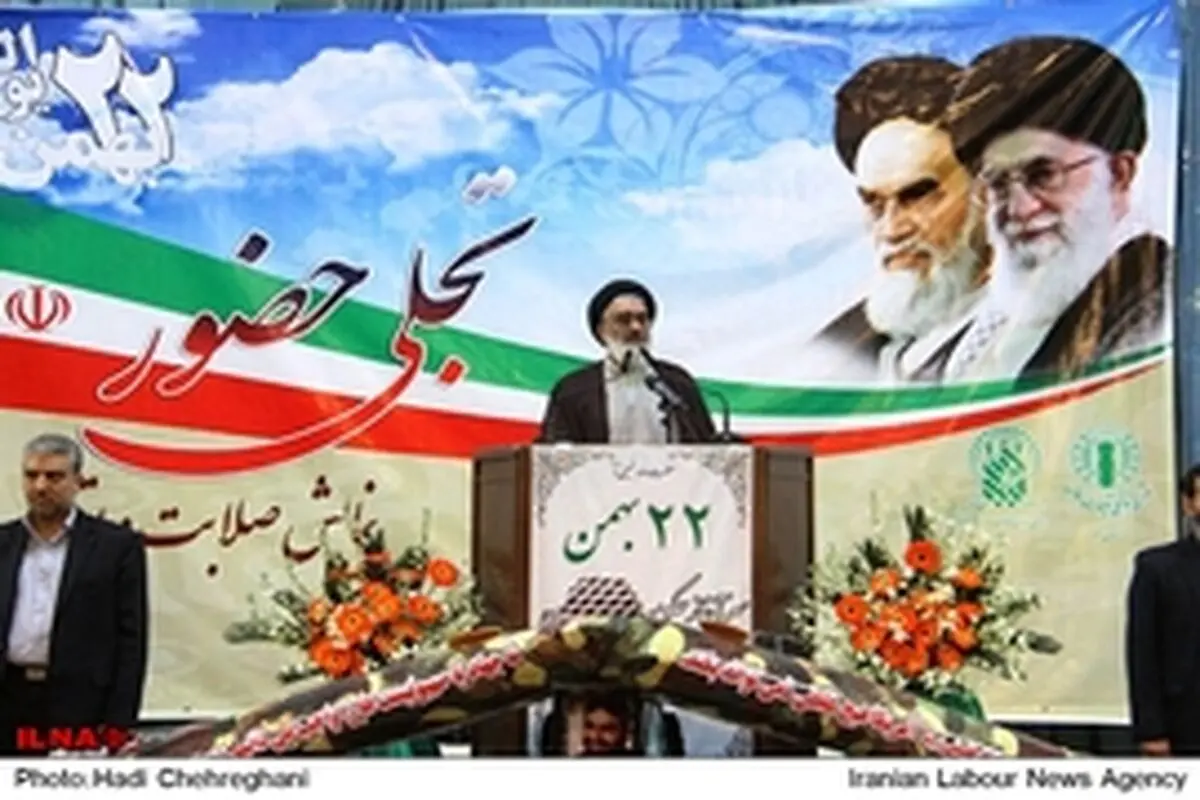 تیم مذاکره کننده کشورمان مورد تأیید رهبر انقلاب است