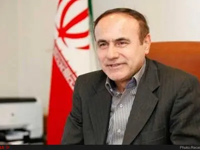 نباید با دامن زدن به محدودیت‌ها، زمینه انزوای بیشتر خود را رقم بزنیم