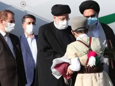رئیس‌جمهور وارد یاسوج شد