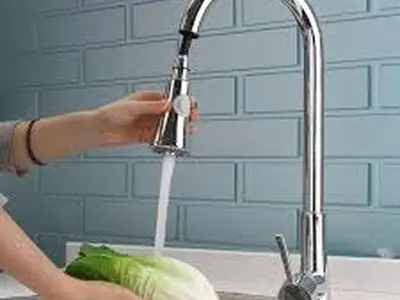 راهکاری ساده برای جلوگیری از هدر رفت سرسام آور آب در منازل/فیلم