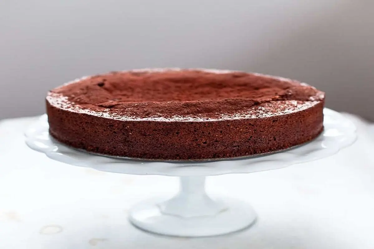 طرز تهیه کیک شکلاتی بدون آرد 