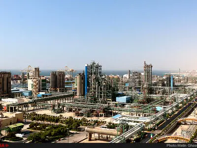 بازدید اصحاب رسانه از پتروشیمی عسلویه 