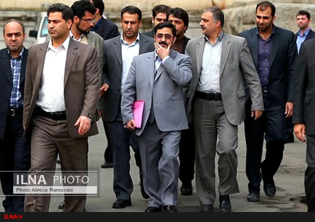 باید بررسی شود چه کسی به مرتضوی اجازه خروج از کشور را داده است